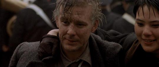 Mickey Rourke et Ariane dans L'Année du Dragon