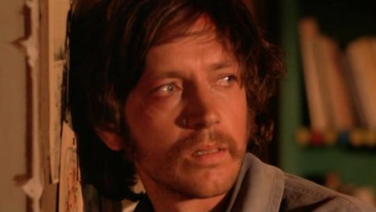 Bernard Giraudeau dans "Rue barbare"