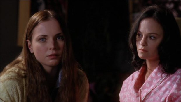 Erin Brown et Angela Bettis dans "Liaison bestiale" ("Sick Girl")