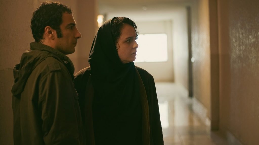 Navid Mohammadzadeh et Taraneh Alidoosti dans "Les Ombres persanes"