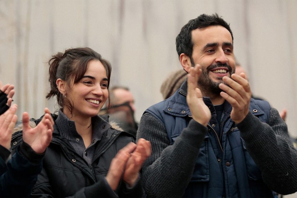 Souheila Yacoub et Jonathan Cohen dans "Making of"